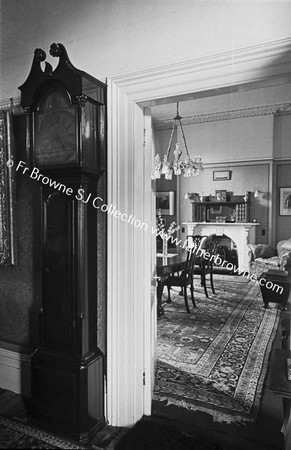 7 AILESBURY ROAD A E JONES MRIAI DINING ROOM FROM HALL